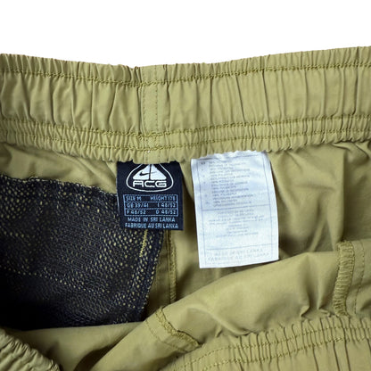 Vintage Nike ACG Shorts  - M