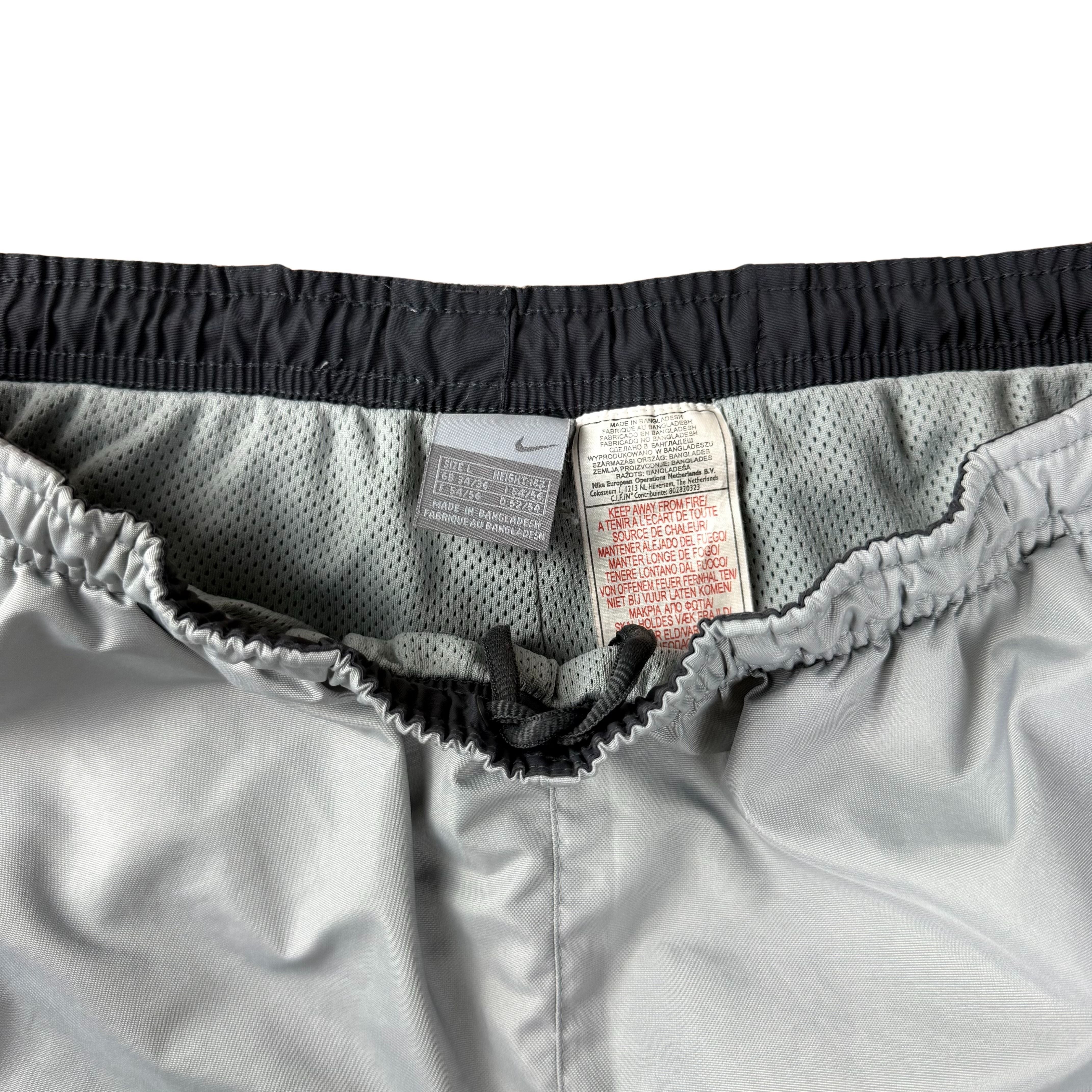 Vintage Nike 3/4 Baggy Shorts  - L